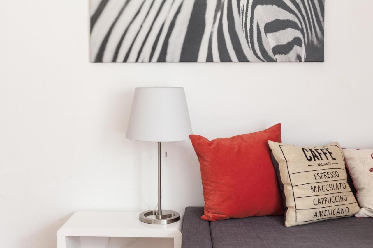 White City Apartment Лондон Екстериор снимка