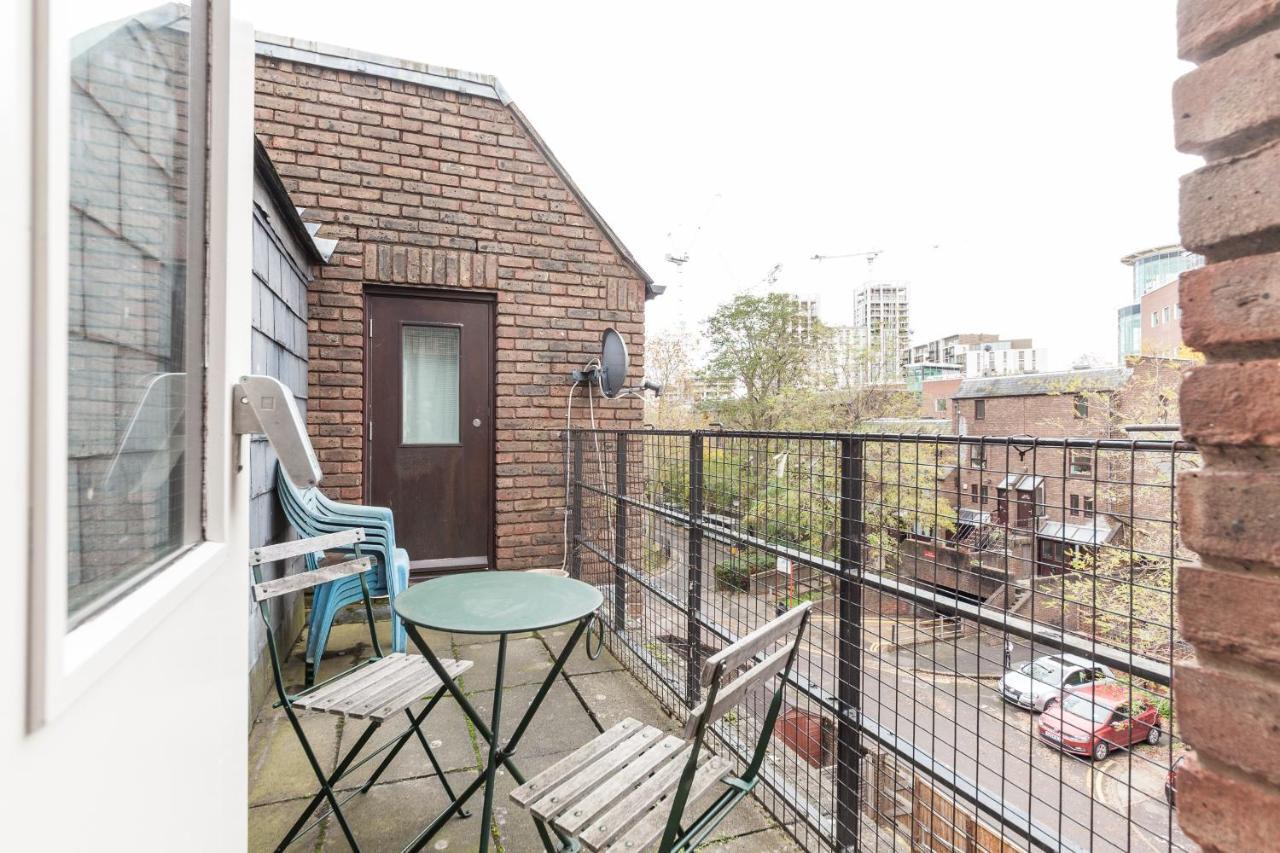 White City Apartment Лондон Екстериор снимка
