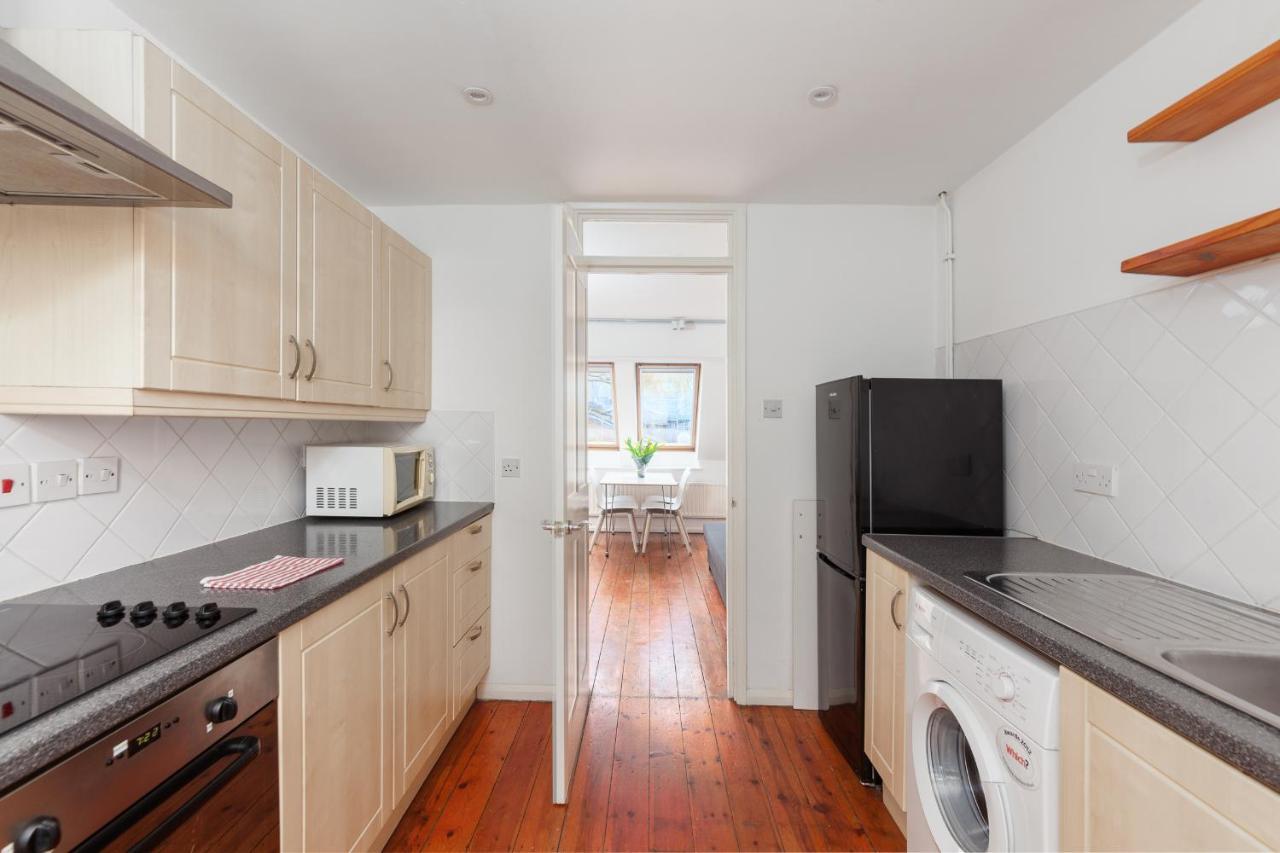 White City Apartment Лондон Екстериор снимка